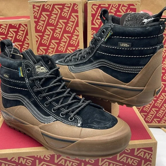 Vans Men’s Sk8-Hi Dip Mte-2
Black/Gum
VN0009QKB9M
Boots Cold Weather Snea… - Picture 9 of 16